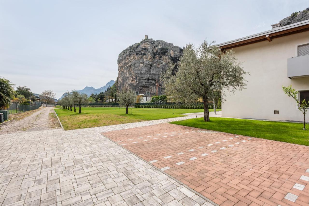 Casa Flavia, Mountains & River Arco Esterno foto
