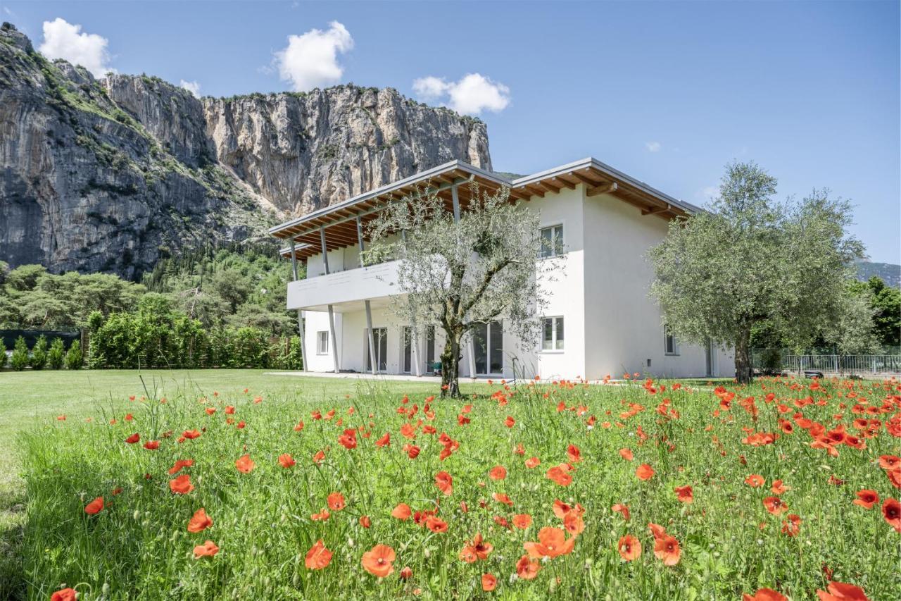 Casa Flavia, Mountains & River Arco Esterno foto